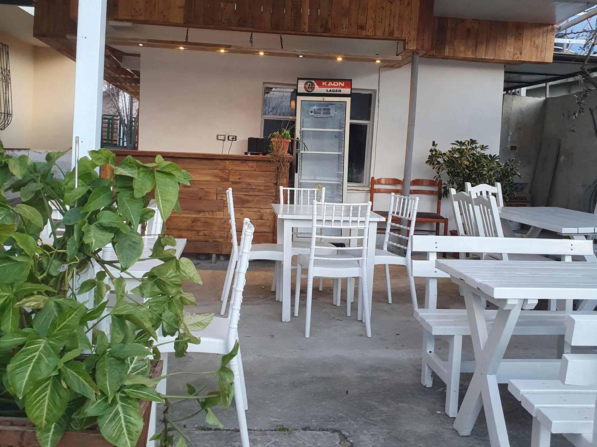 L&G Hotel Vlore Bagian luar foto