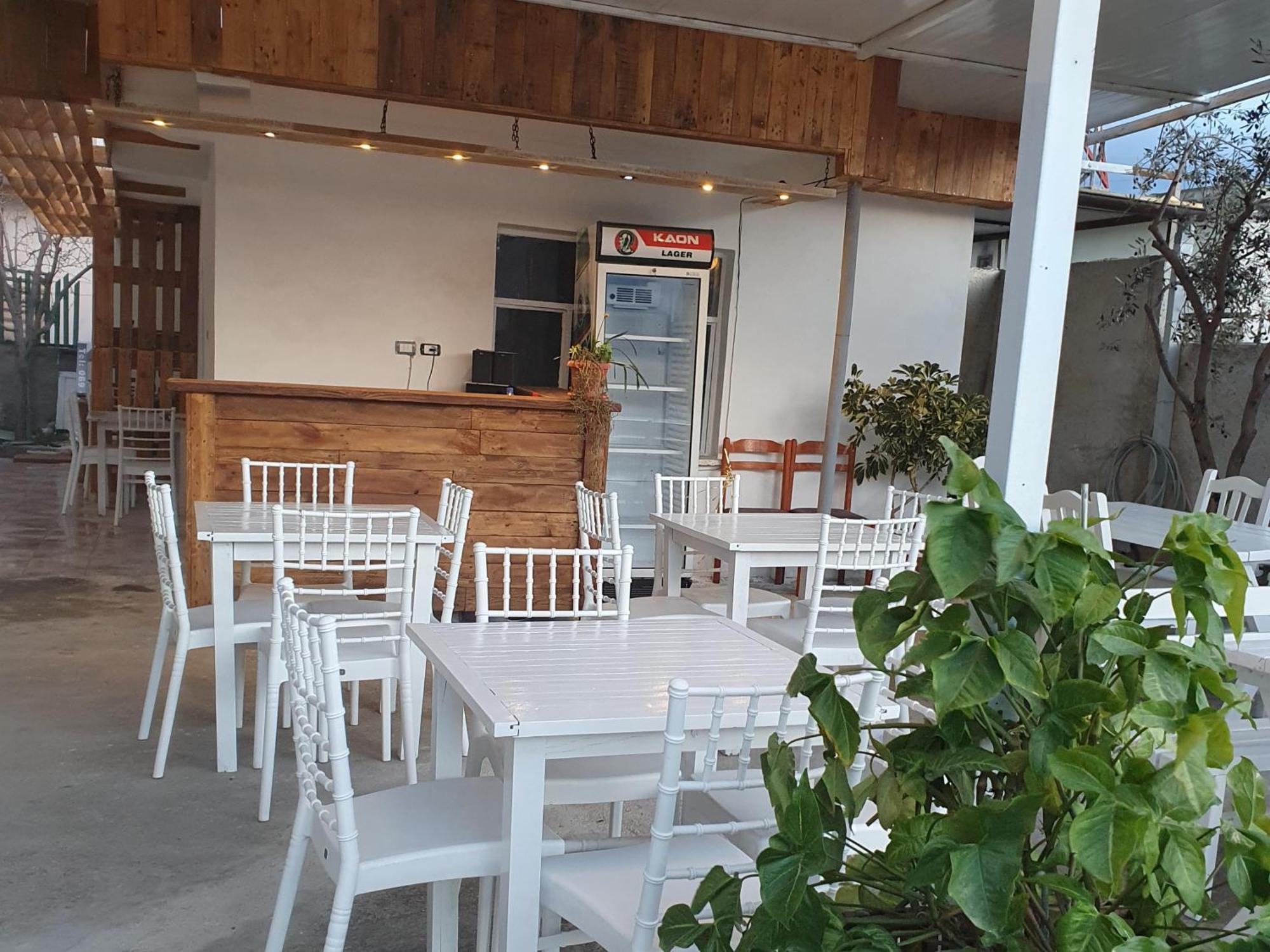 L&G Hotel Vlore Bagian luar foto
