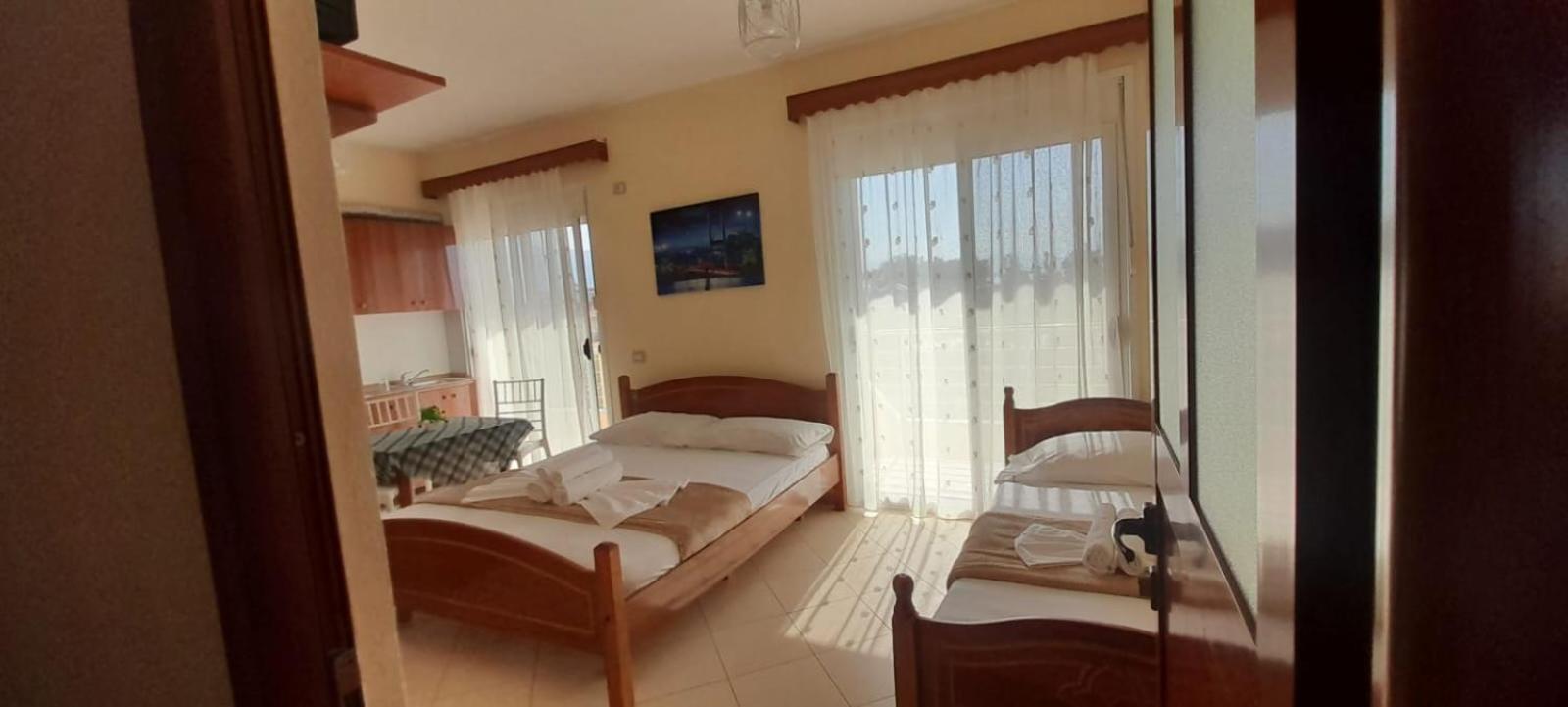 L&G Hotel Vlore Ruang foto