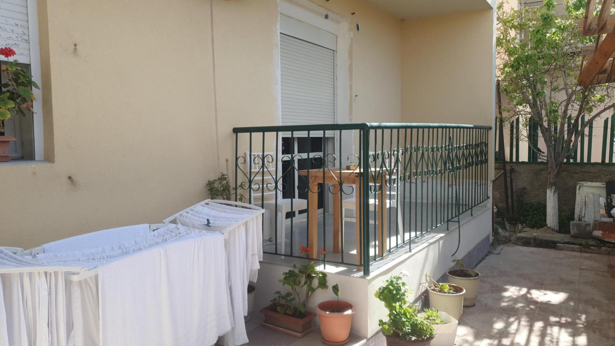L&G Hotel Vlore Bagian luar foto